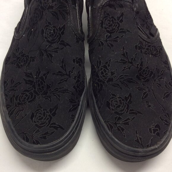 Vans Women’s Size 9 Black Velvet Rose Classic Slip On Sneakers - Picture 2 of 9